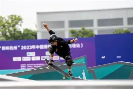 开云-淘汰赛巅峰对决！钱塘火狐队险胜东海青龙队，拳击赛场再起波澜；快速转换撕裂防线
